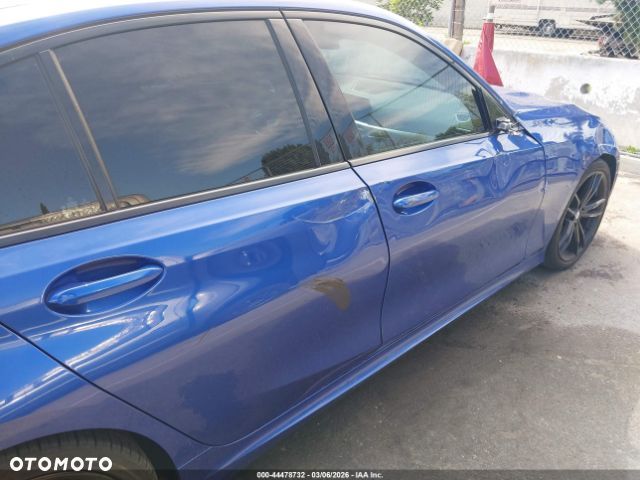 BMW Seria 3 330i Edition M Sport Shadow - 10