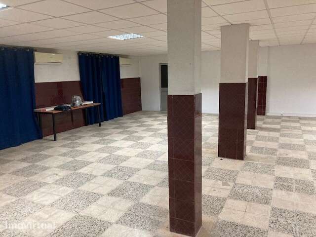 Armazém para venda em Muge - Salvaterra de Magos - Grande imagem: 3/12