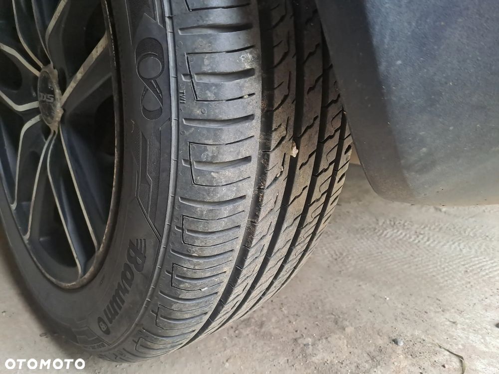 Volkswagen Golf 1.6 - 6