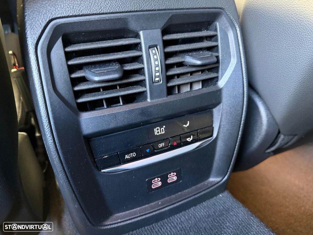 BMW M3 Competition M xDrive - 36