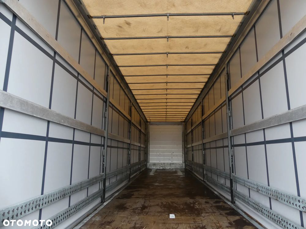 Schmitz Cargobull MEGA / FIRANKA / OŚ PODNOSZONA / OGUMIENIE 80% / - 28