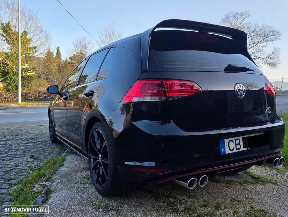 VW Golf 1.6 TDi R-Line