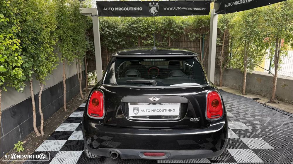 MINI 3 Portas One First - 10