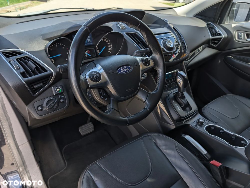 Ford Kuga 2.0 TDCi 4x4 Titanium - 21