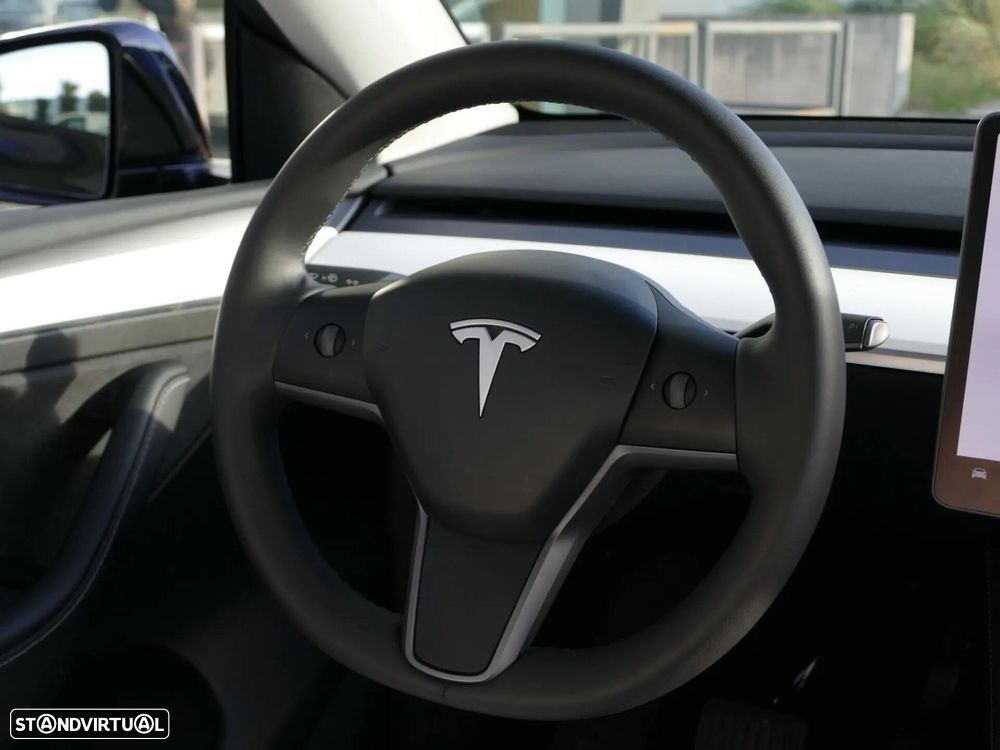 Tesla Model Y Standard - 35