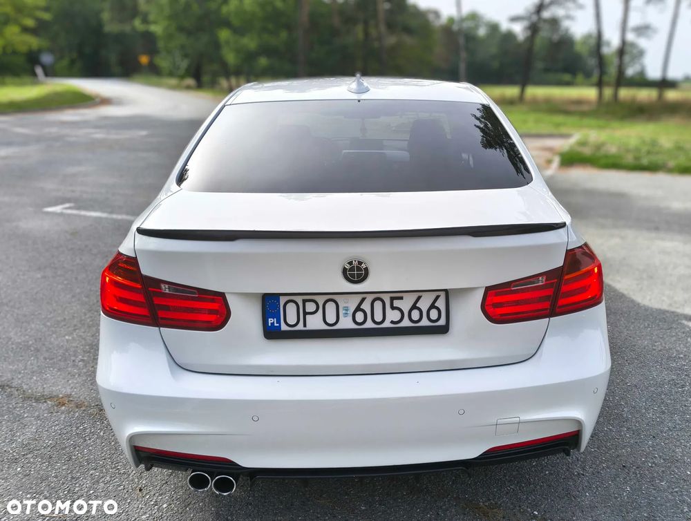 BMW Seria 3 335d xDrive Edition M Sport Shadow - 16