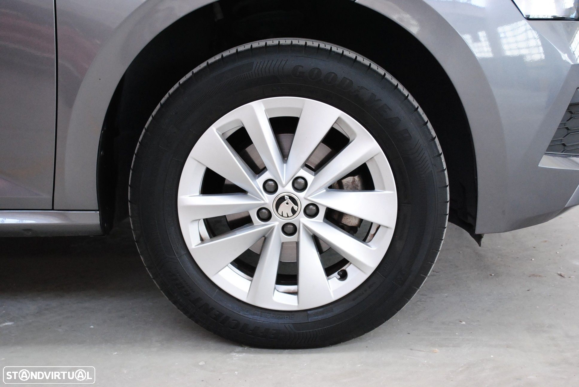 Skoda Kamiq 1.0 TSI Ambition DSG - 8