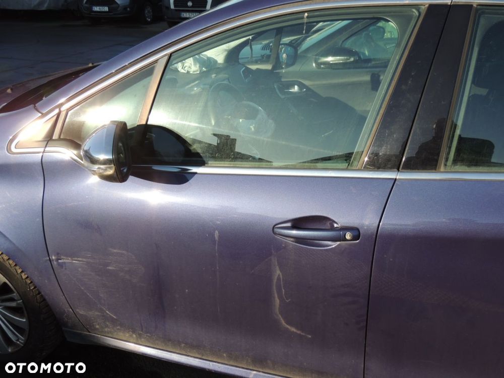Drzwi lewy przód Peugeot 208 lift '17 - 1
