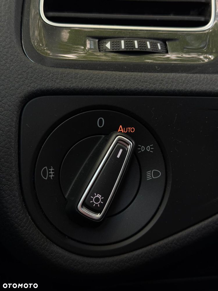 Volkswagen Golf - 14