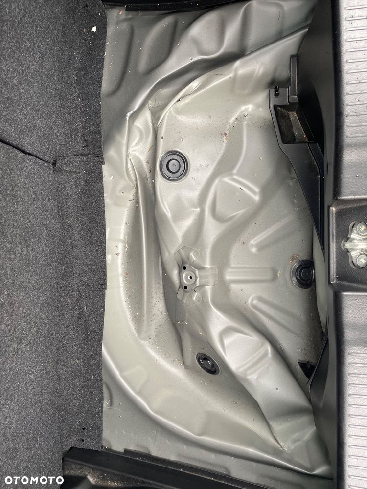 Suzuki Swift 1.0 T Elegance - 26