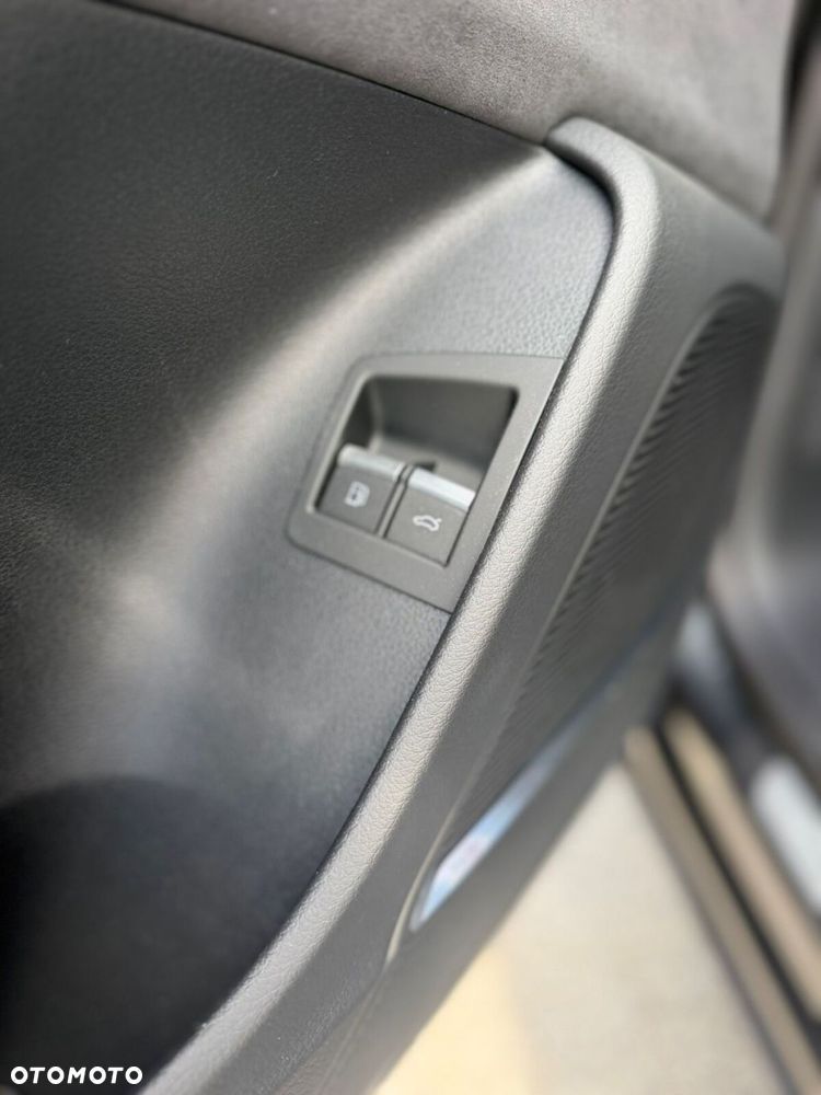 Audi Q8 TFSI e PHEV 360 kW Quattro Tiptronic - 22
