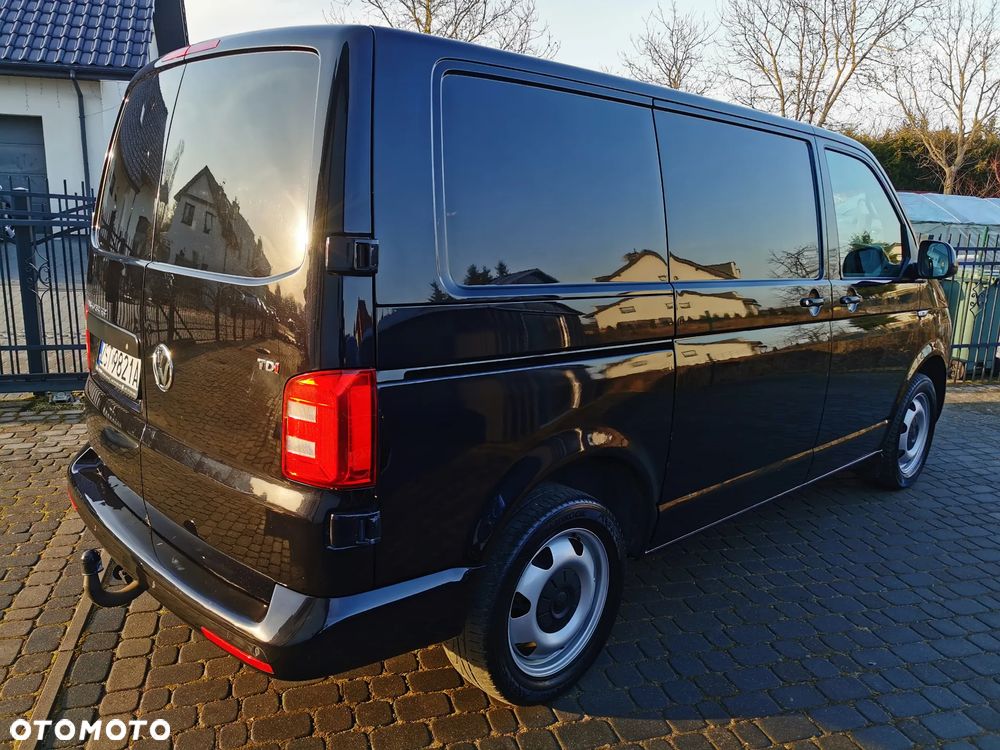 Volkswagen Transporter T6 2.0 TDi DSG L1H1 VAT-1 bardzo bogaty Faktura Vat 23% - 14