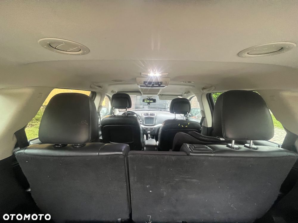 Fiat Freemont 2.0 Multijet Lounge - 9