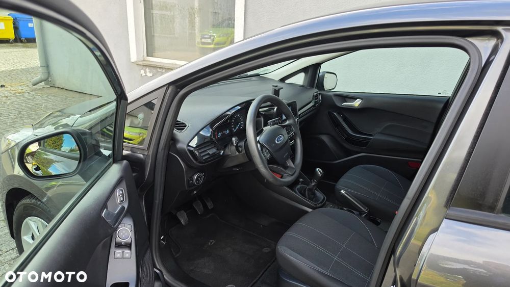 Ford Fiesta 1.1 S&S COOL&CONNECT - 9