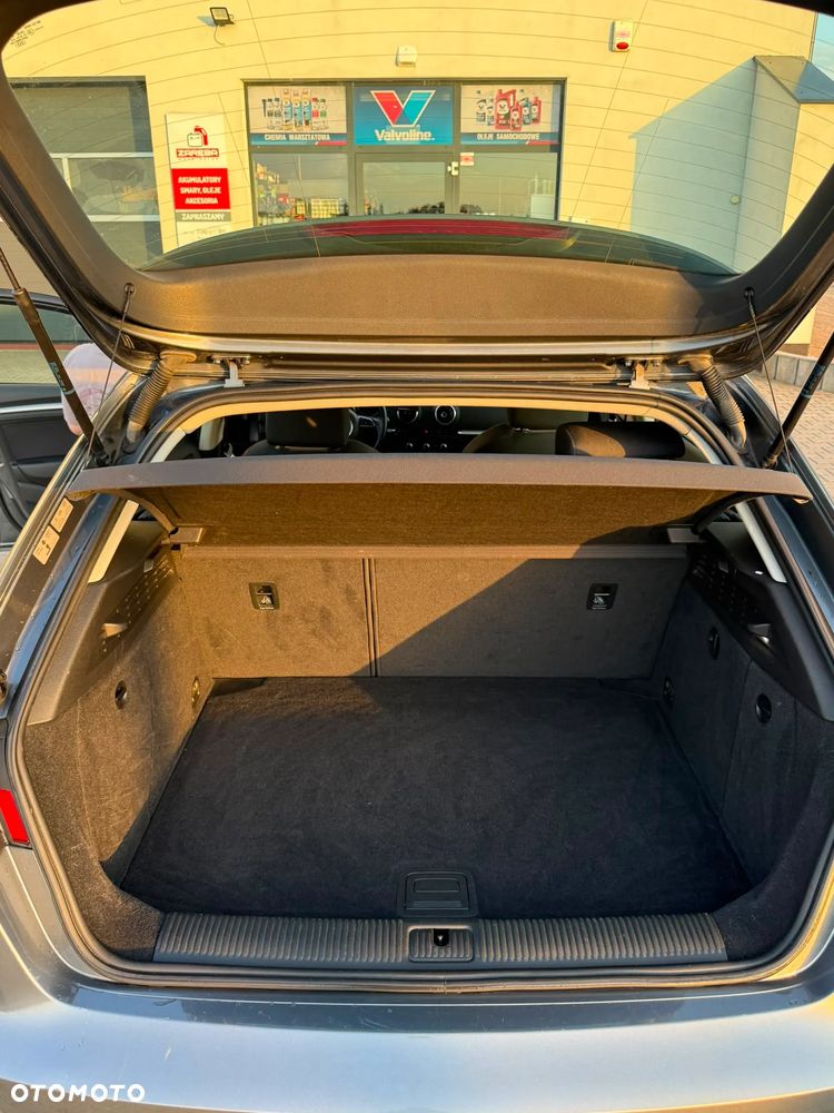 Audi A3 Sportback 2.0 TDI - 9