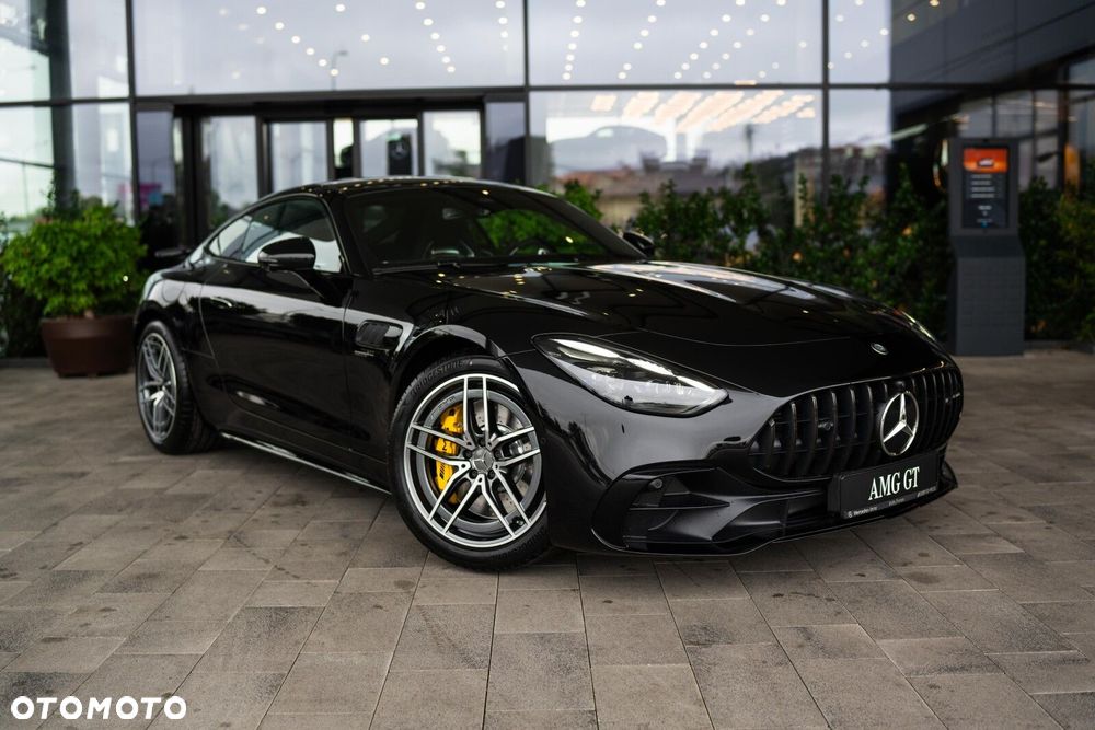 Mercedes-Benz AMG GT - 4