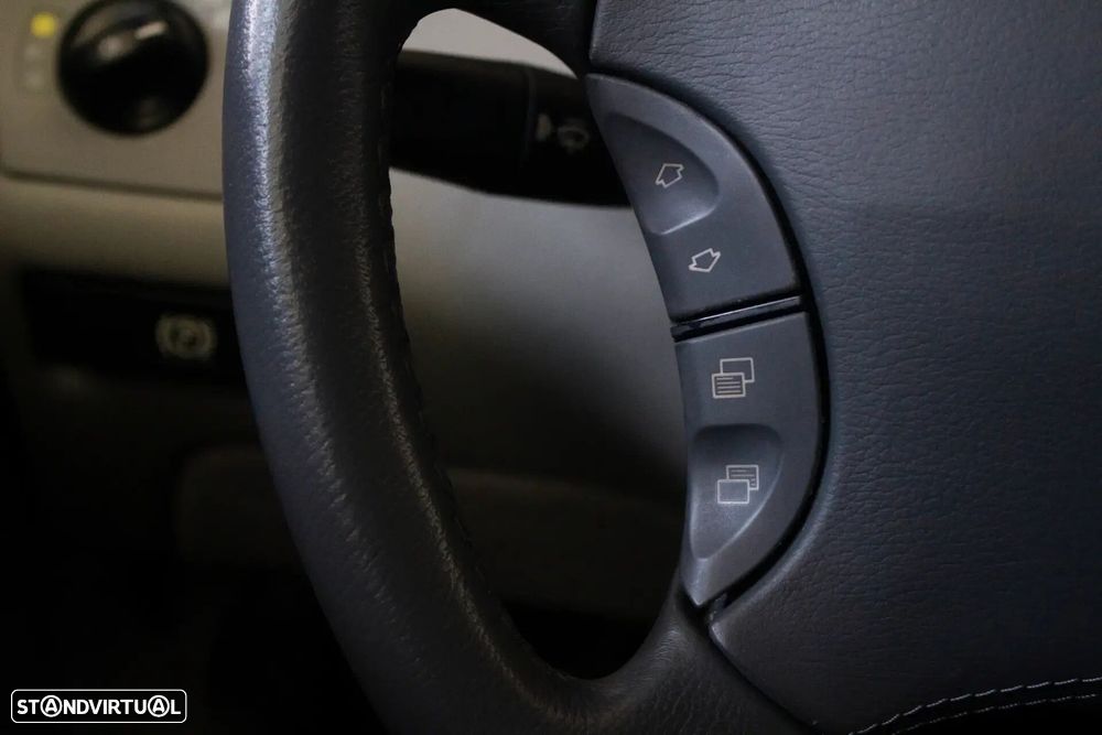 Mercedes-Benz CL 500 - 23