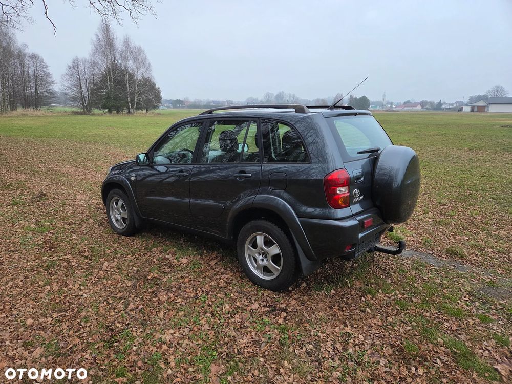 Toyota RAV4 D-4D 4x4 - 1