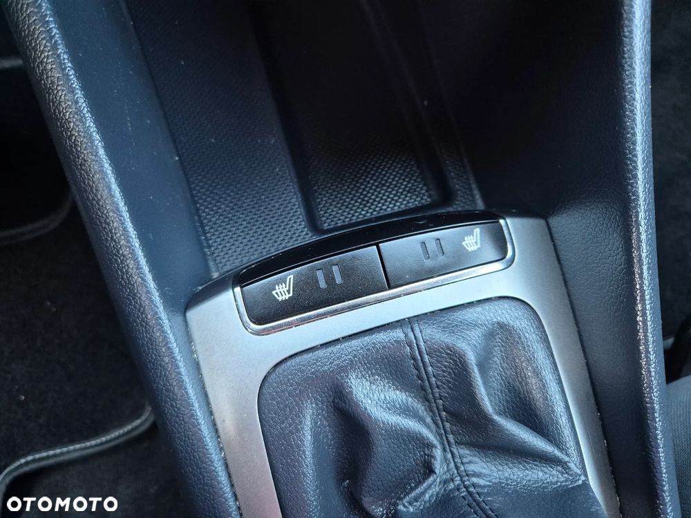 Kia Rio 1.2 Dream Team Edition - 10