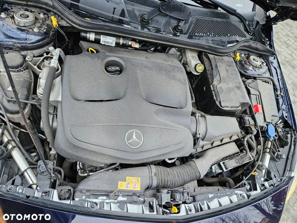 Mercedes-Benz Klasa A ver-220-4matic-7g--dct-urban - 9