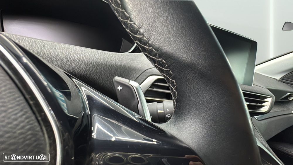 Peugeot 5008 1.5 BlueHDi Allure EAT8 - 18