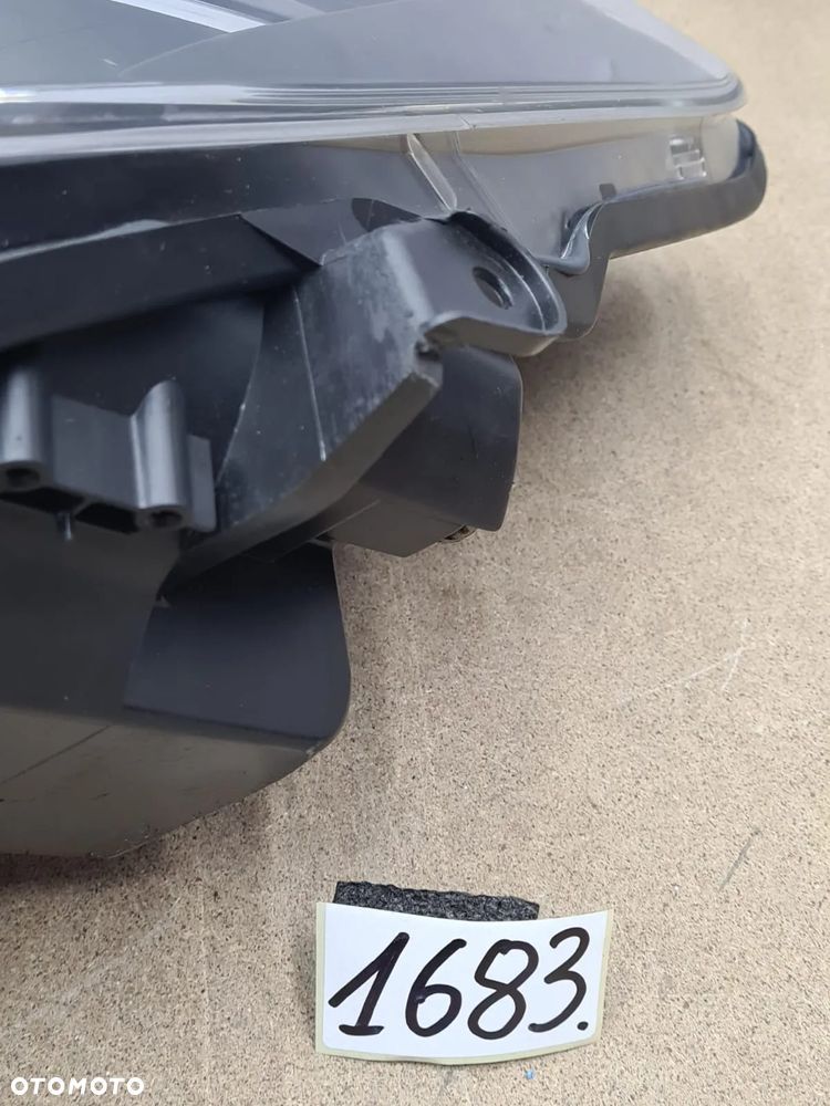 TOYOTA YARIS III 3 LIFT 17-20 LAMPA LEWA LEWY PRZÓD PRZEDNIA 81170-ODK10 - 7