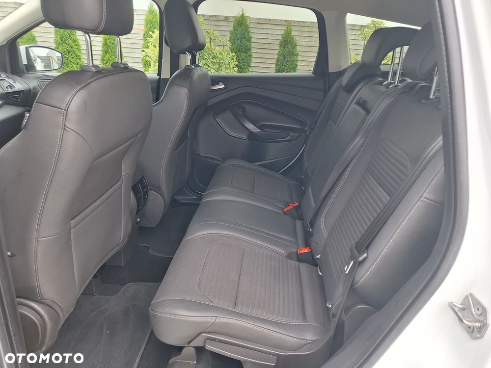 Ford Kuga 2.0 TDCi 4x4 Business Edition - 14
