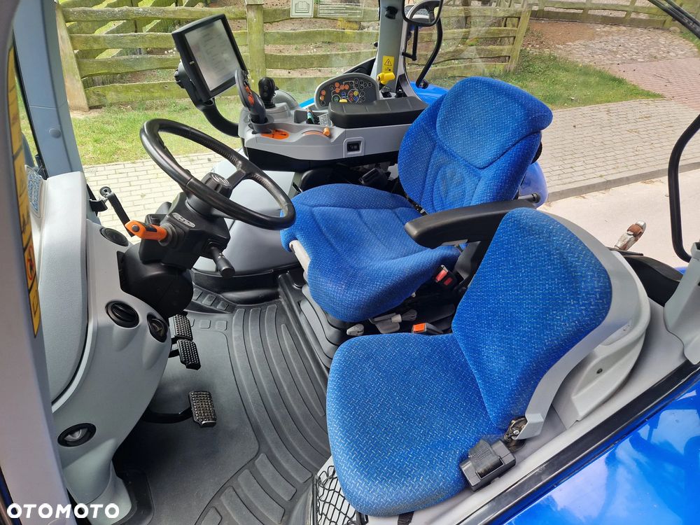 New Holland T7.200 AUTOCOMMAND - 7