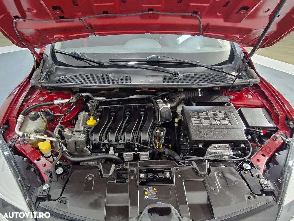 Renault Megane 1.6 16V Authentique - 9