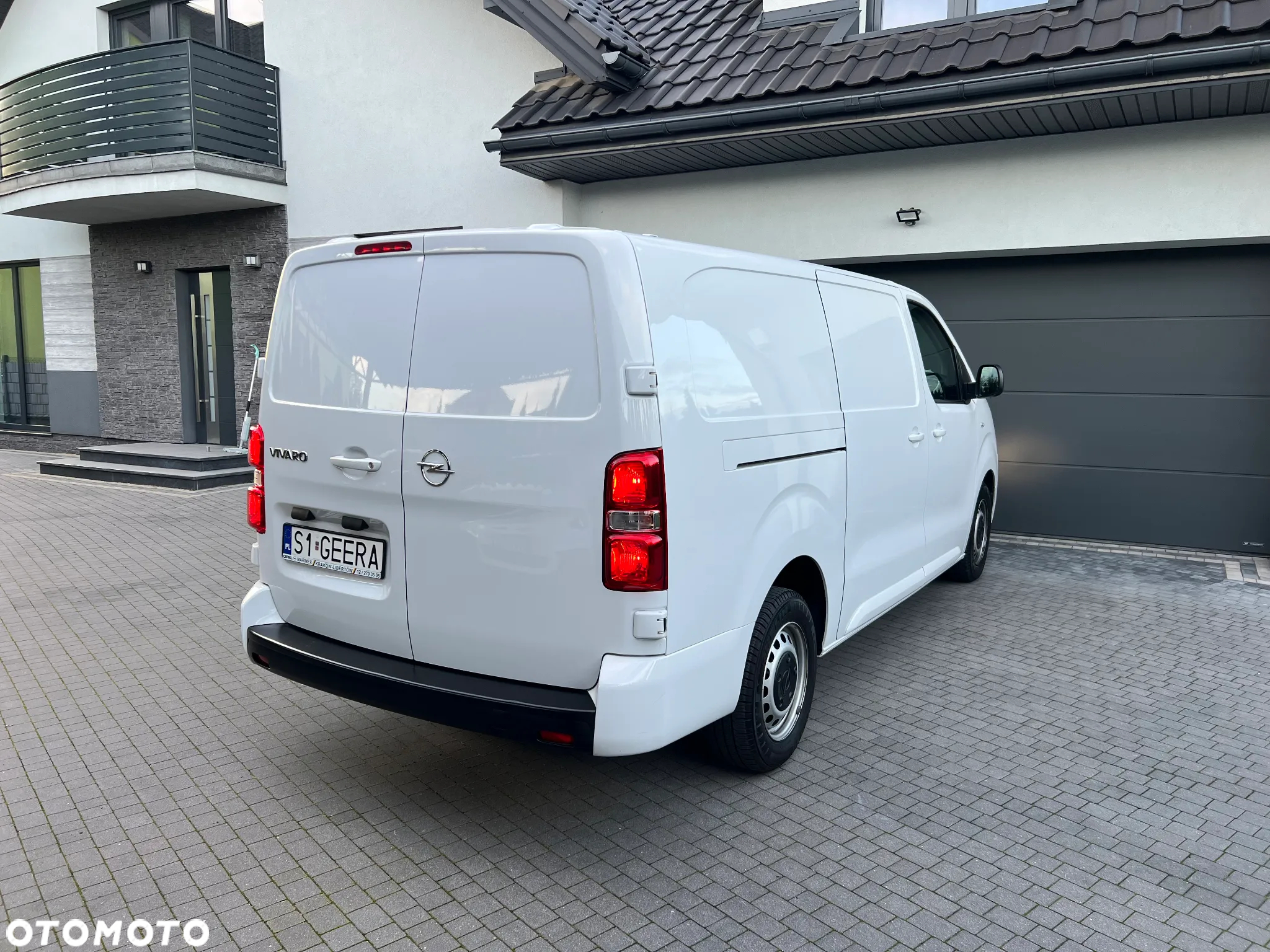Opel Vivaro - 19