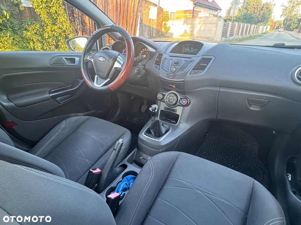 Ford Fiesta 1.25 Silver X (Trend) EU5 - 13