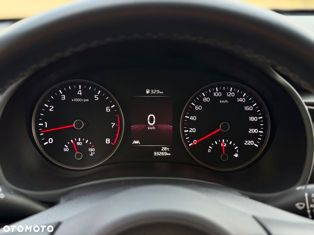 Kia Rio 1.2 L - 10