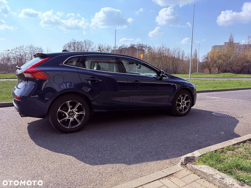 Volvo V40 T3 Drive-E Ocean Race - 13