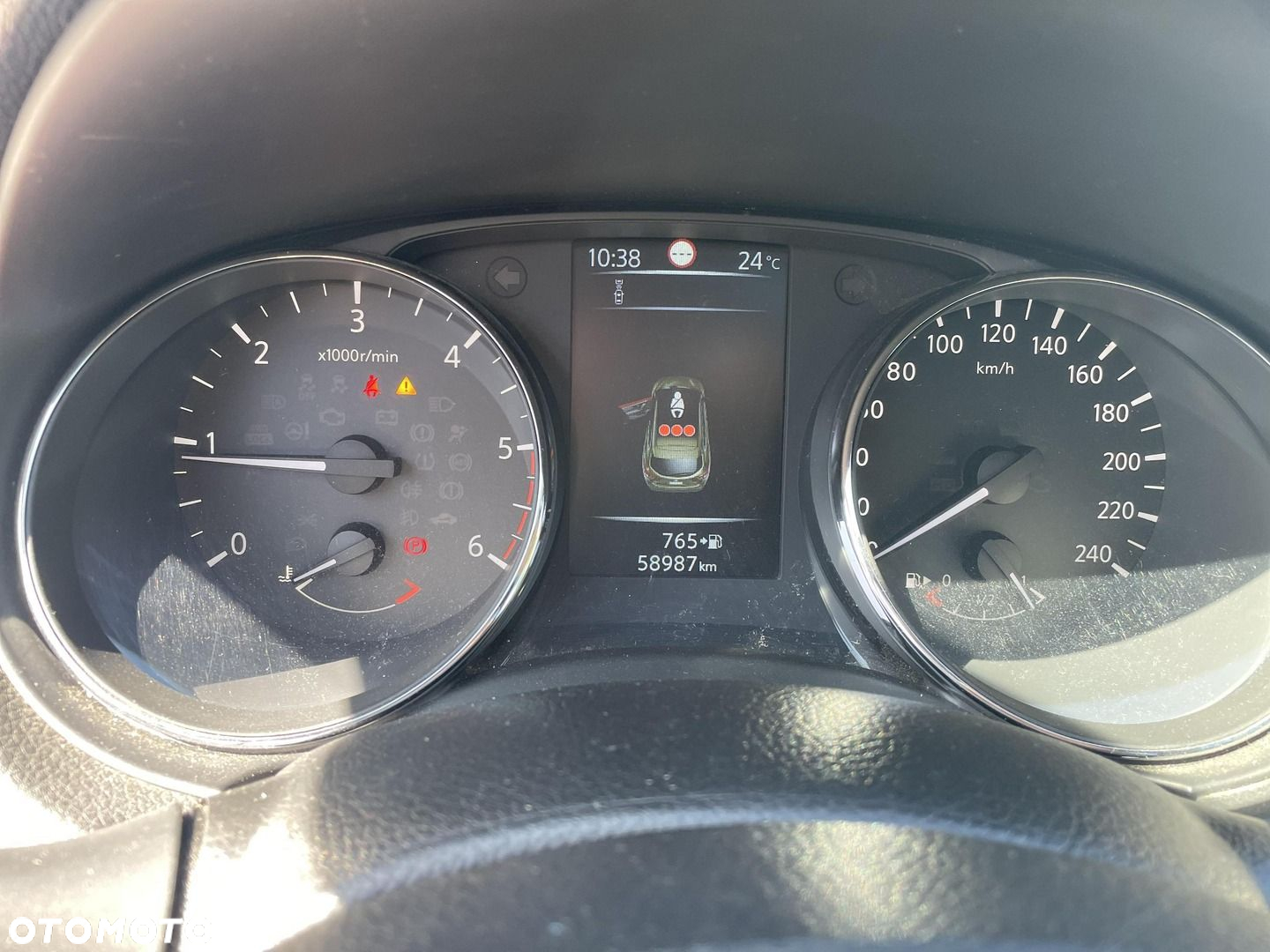 Nissan Qashqai 1.6 DCi 4x4 N-Connecta EU6 - 18