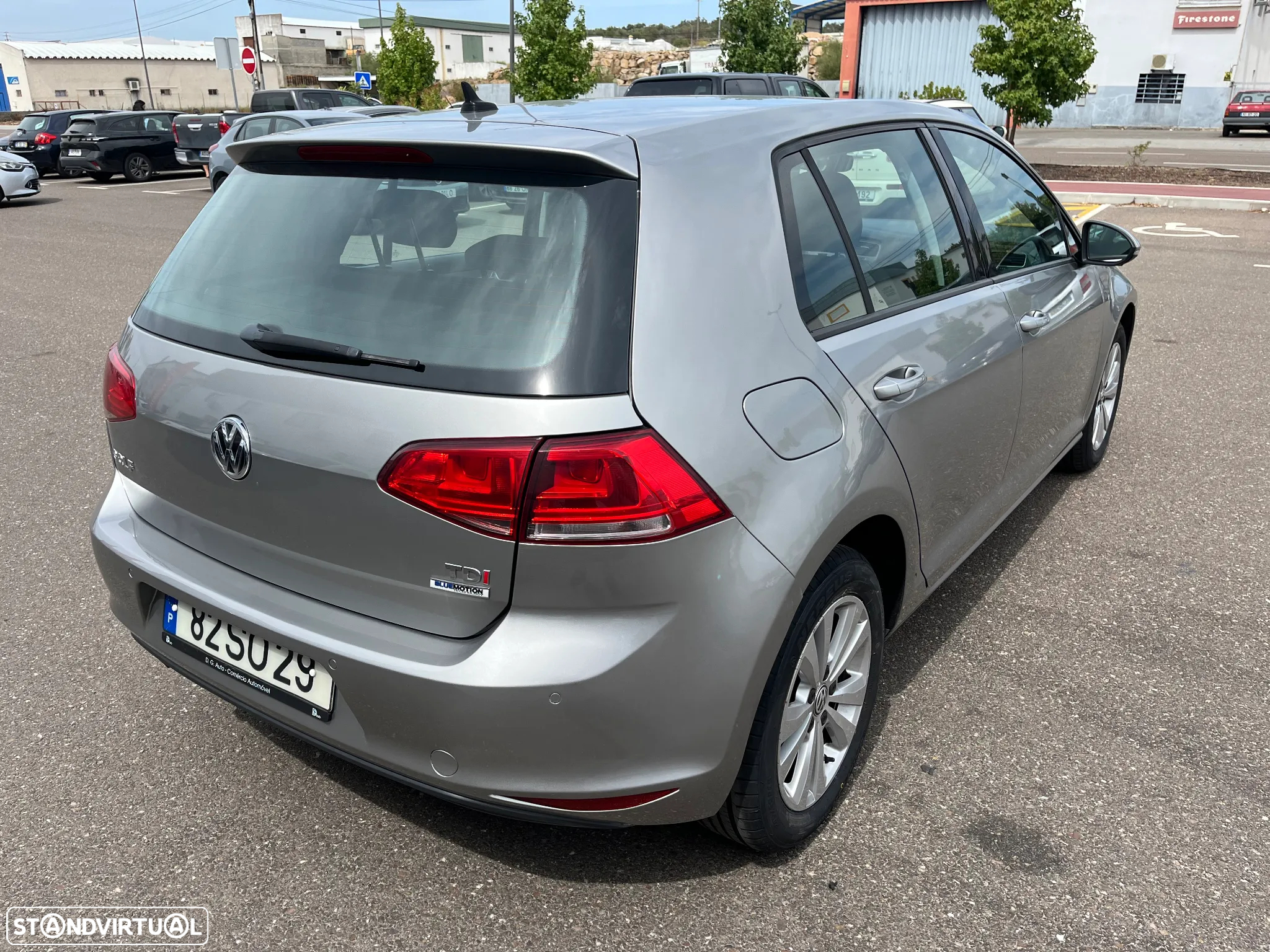 VW Golf 1.6 TDi BlueMotion Confortline - 5
