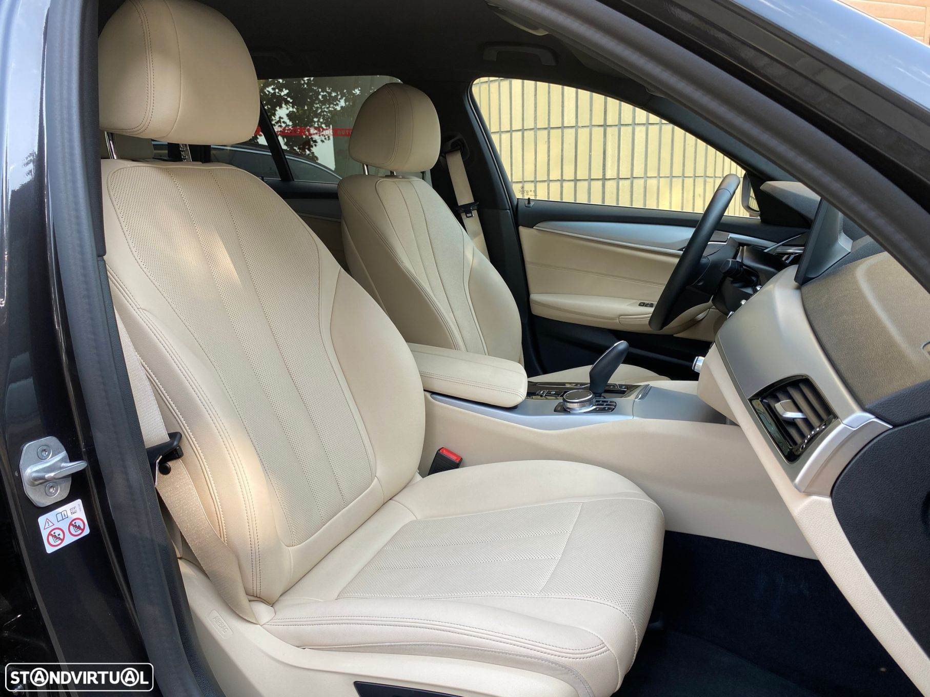 BMW 530 e - 10