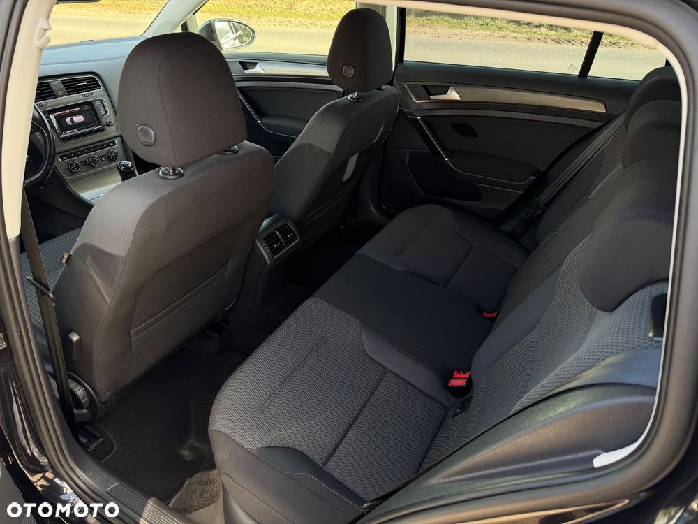 Volkswagen Golf 1.6 TDI DPF Style - 9