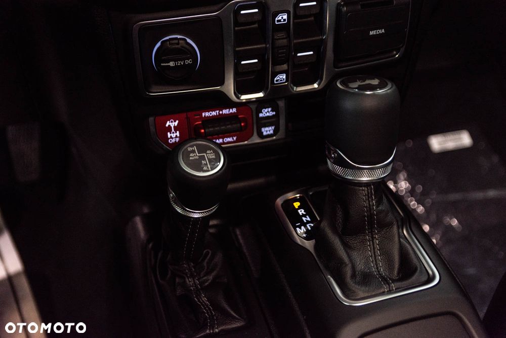 Jeep Wrangler Unlimited GME 2.0 Turbo Rubicon - 30