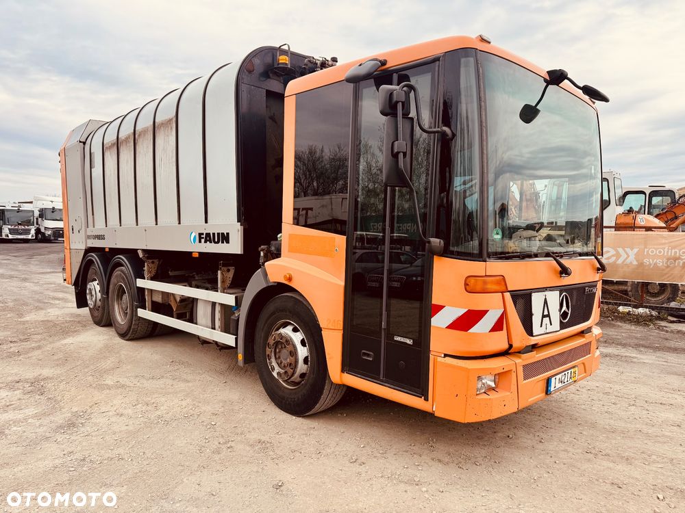 Mercedes-Benz Econic - 2