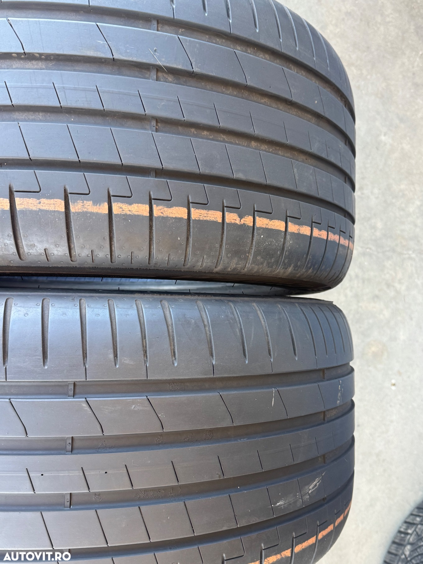 Vând 2 anvelope 285/40/20 Pirelli de vară ca noi - 2