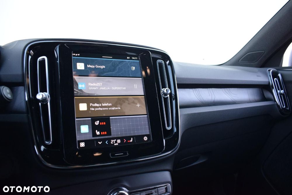 Volvo XC 40 - 23