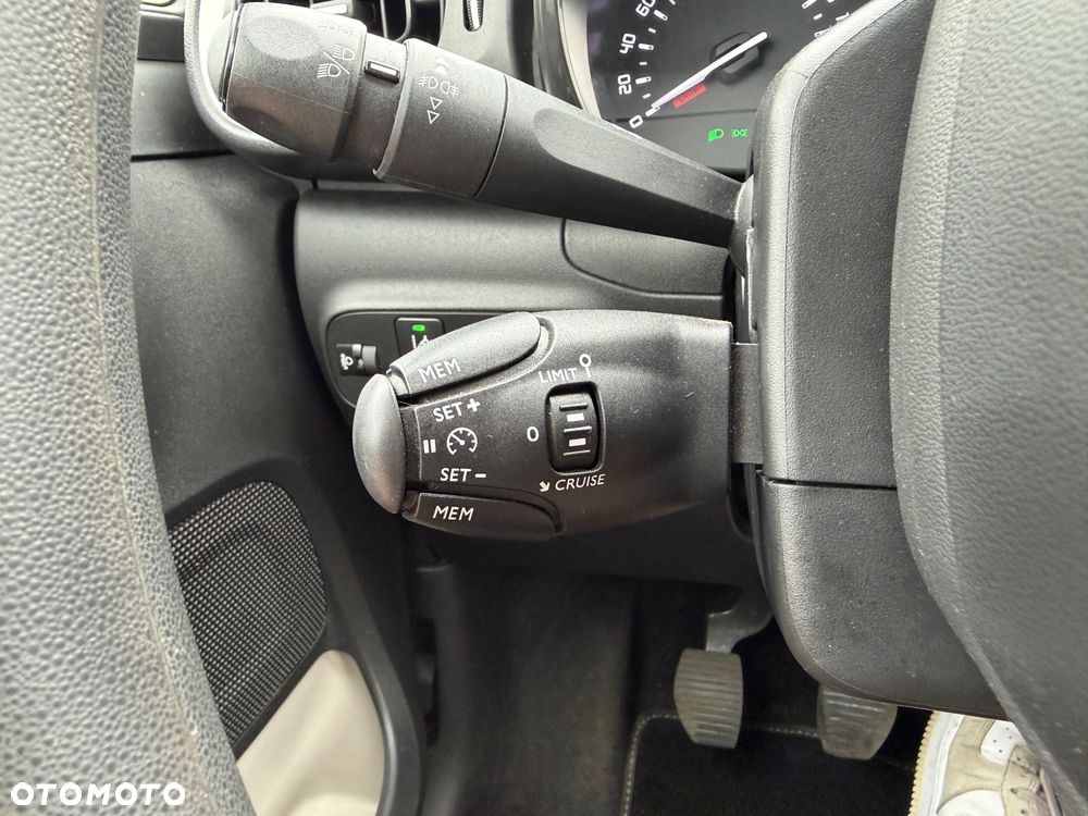 Citroën C3 1.6 BlueHDi Live S&S - 12