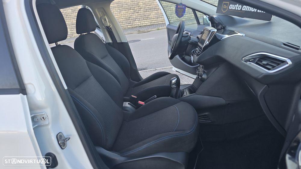 Peugeot 208 1.6 BlueHDi Style - 23