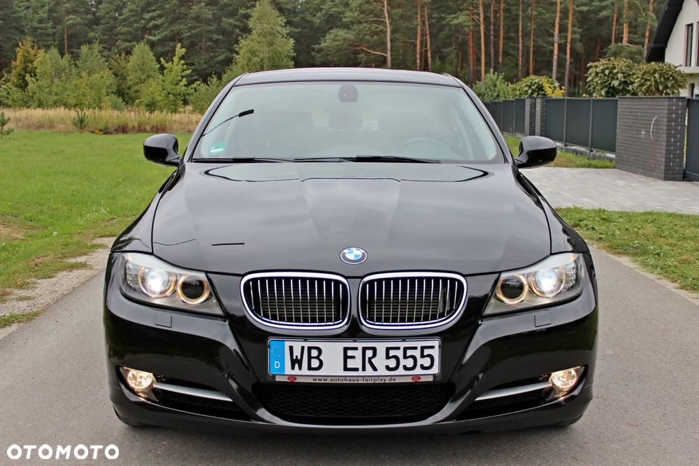 BMW Seria 3 318i Edition Lifestyle - 12