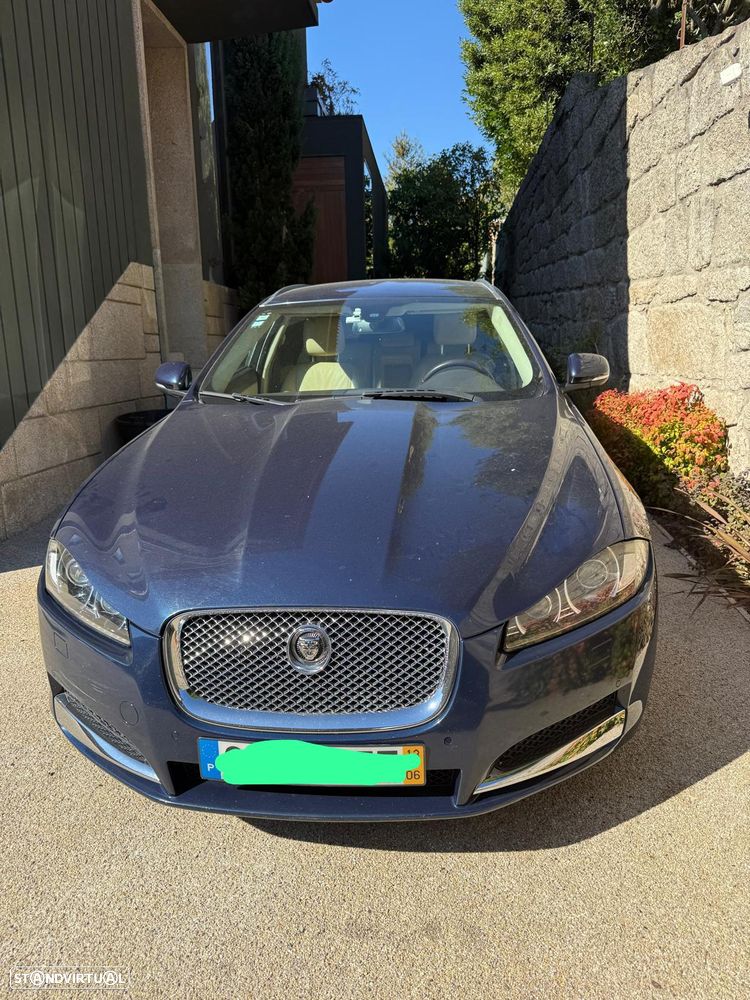 Jaguar XF Sportbrake 2.2 D Classic - 2