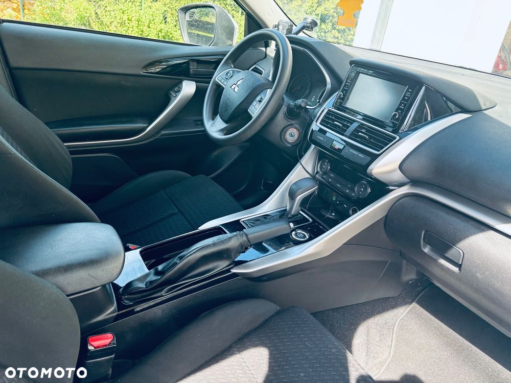Mitsubishi Eclipse Cross - 28