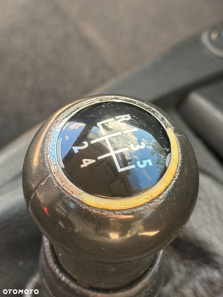 Volkswagen Passat 1.9 TDI Comfortline - 12