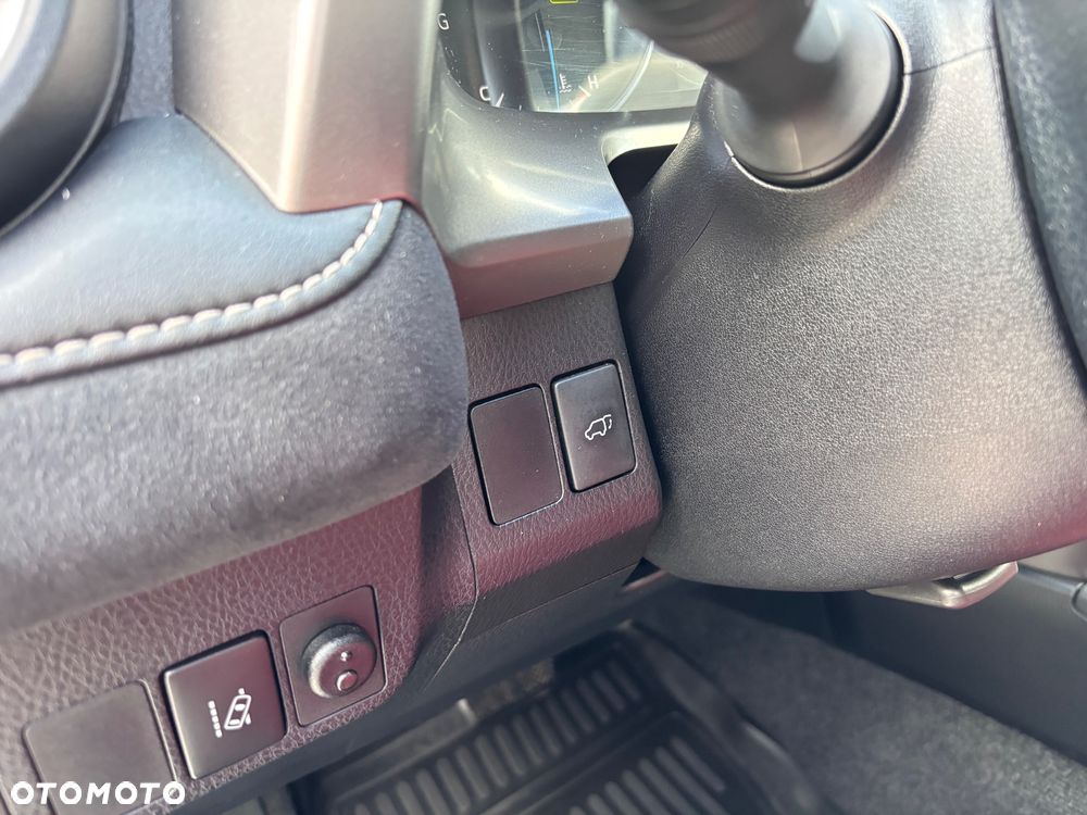 Toyota RAV4 Hybrid Style 4x4 - 30