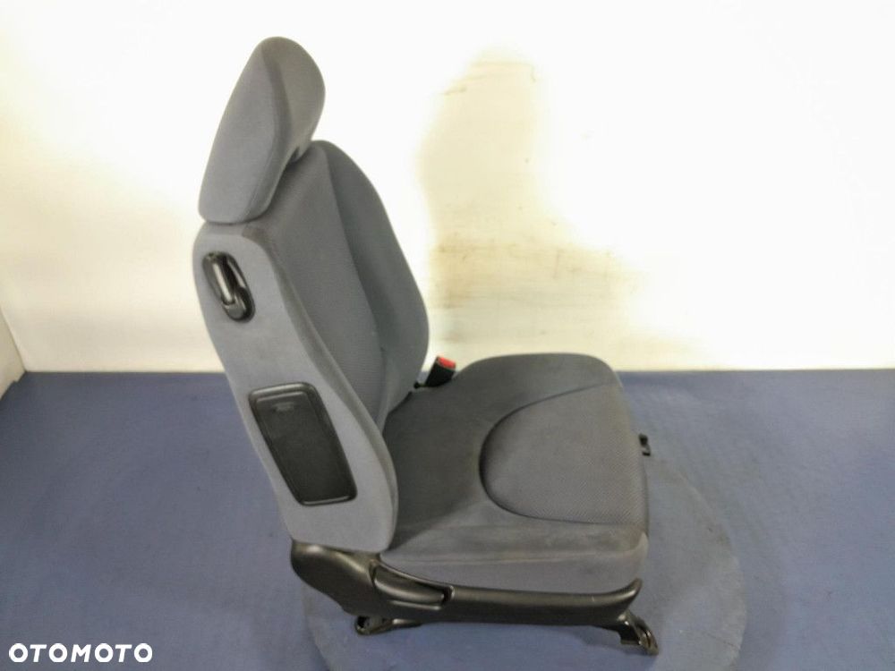 HONDA JAZZ II  FOTEL PASAŻERA. - 3