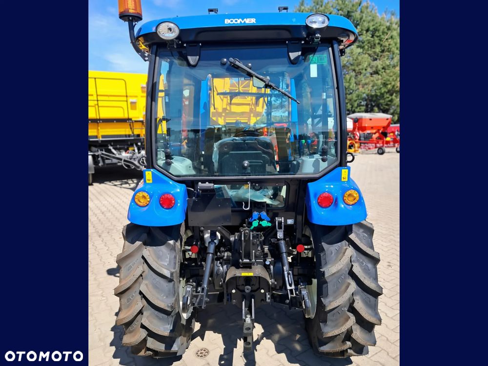 New Holland BOOMER 50 - 5